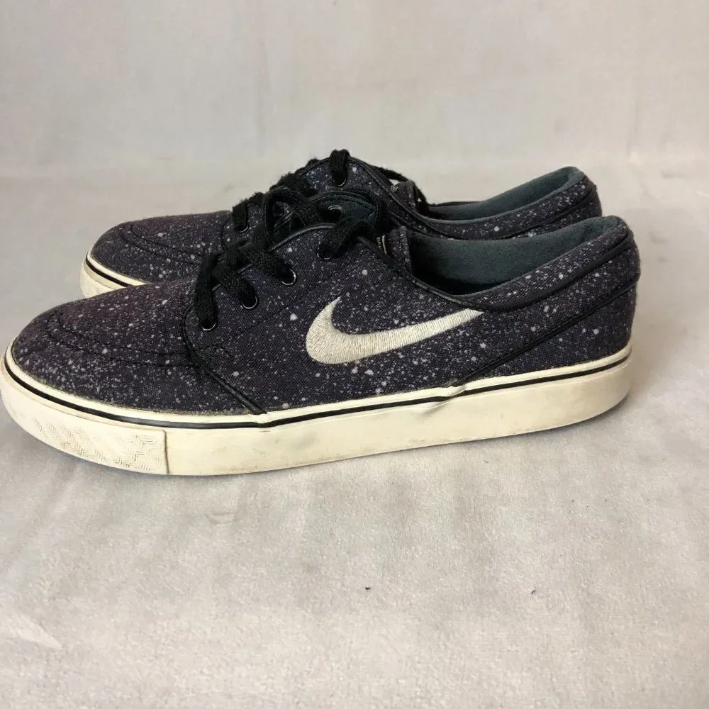 Nike Stefan Janoski black Casual Walking Tennis Shoes Sneaker Men Size 6.  SC